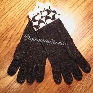 Coach Signature Woolen Gloves